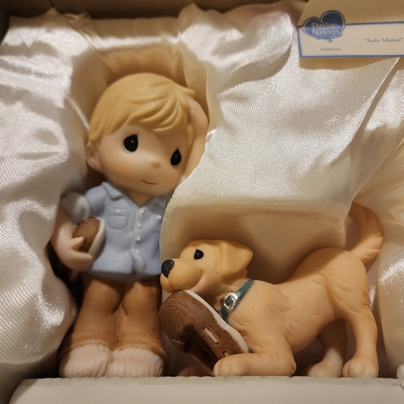 PRECIOUS MOMENTS "SOLE MATES" 2009 - Picture 2 of 10